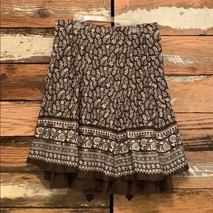 Apt.9 brown and white spring/floral print skirt